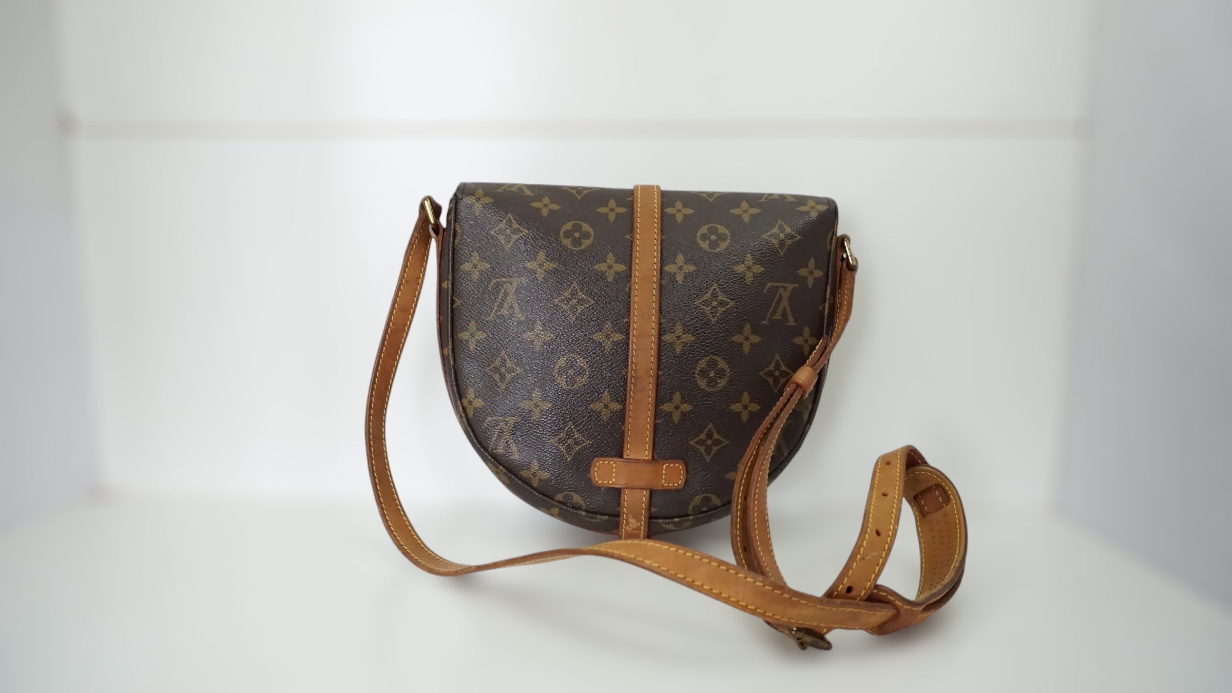 Louis Vuitton Chantilly