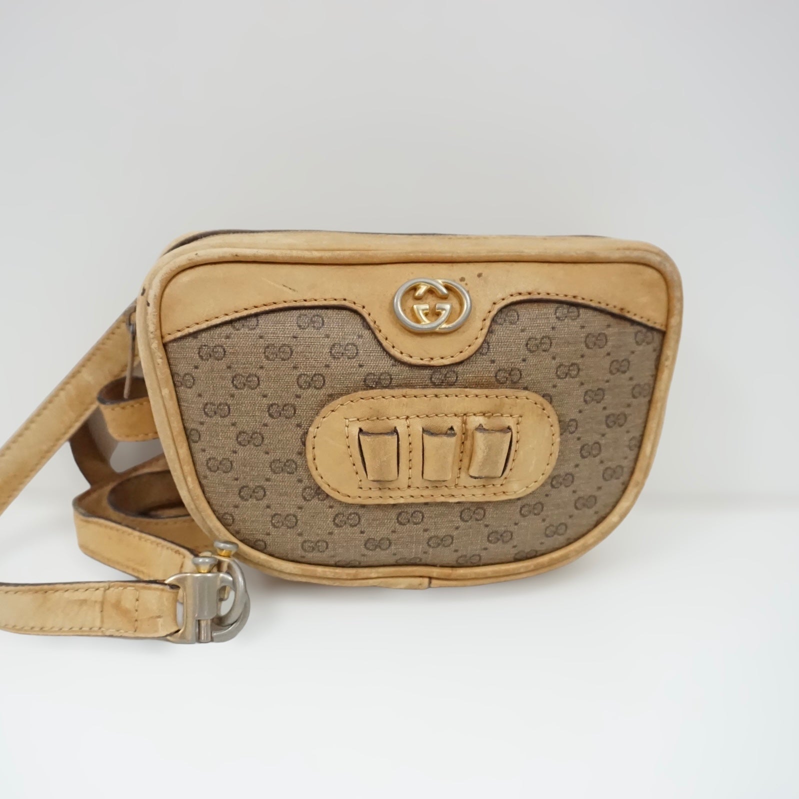 Gucci Petit Crossbody