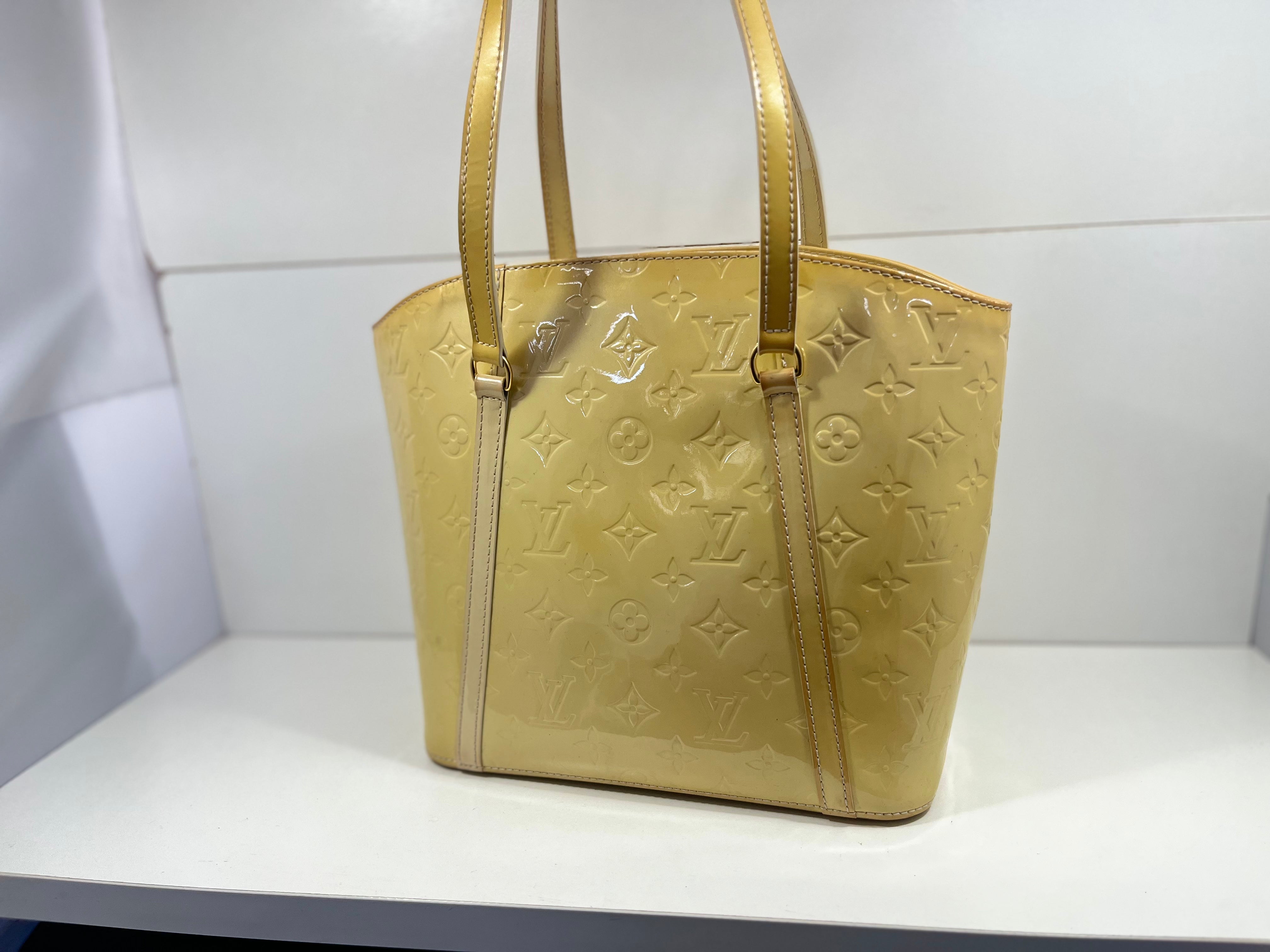 Louis Vuitton Vernis Bag