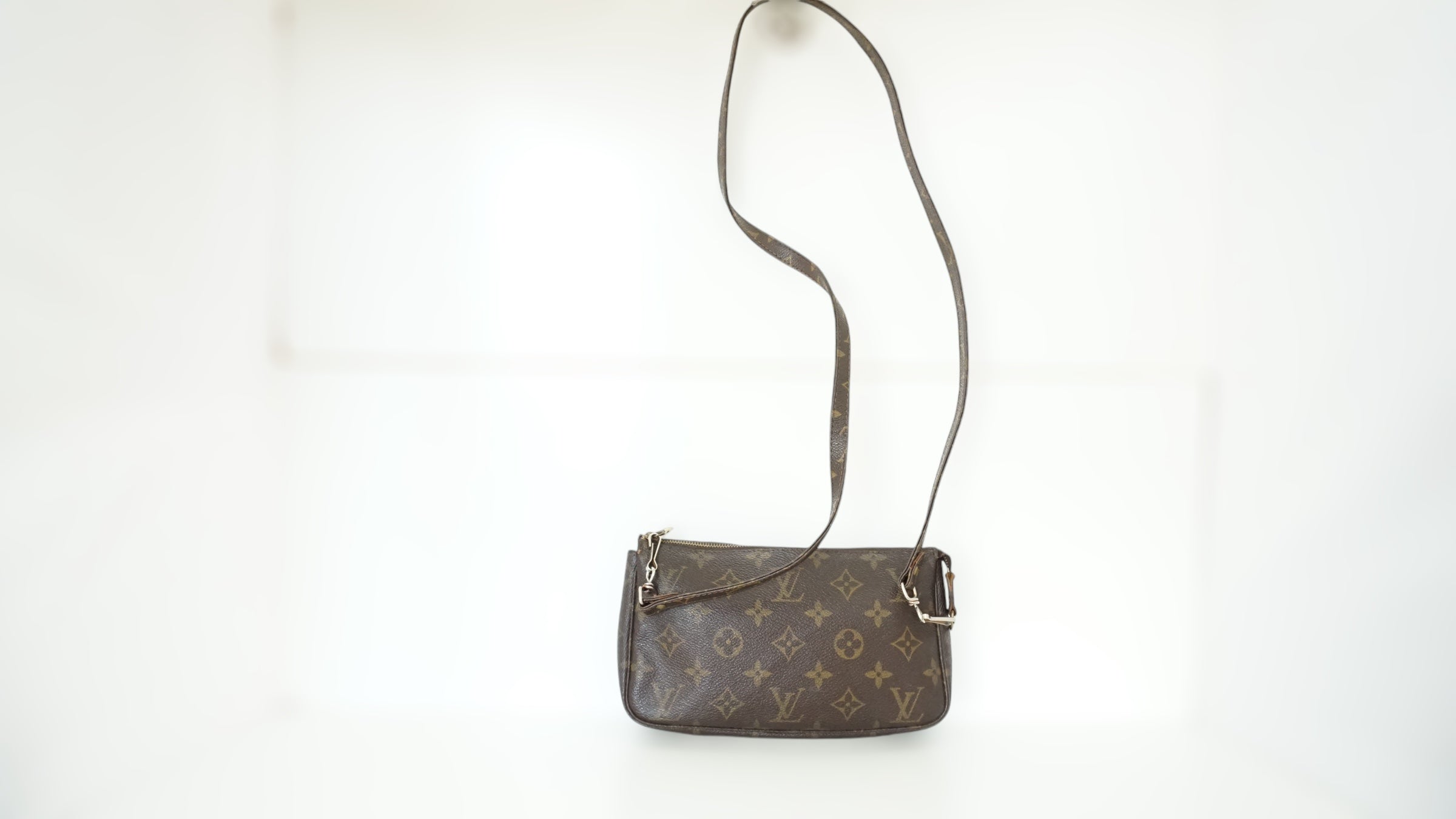 Louis Vuitton Pochette