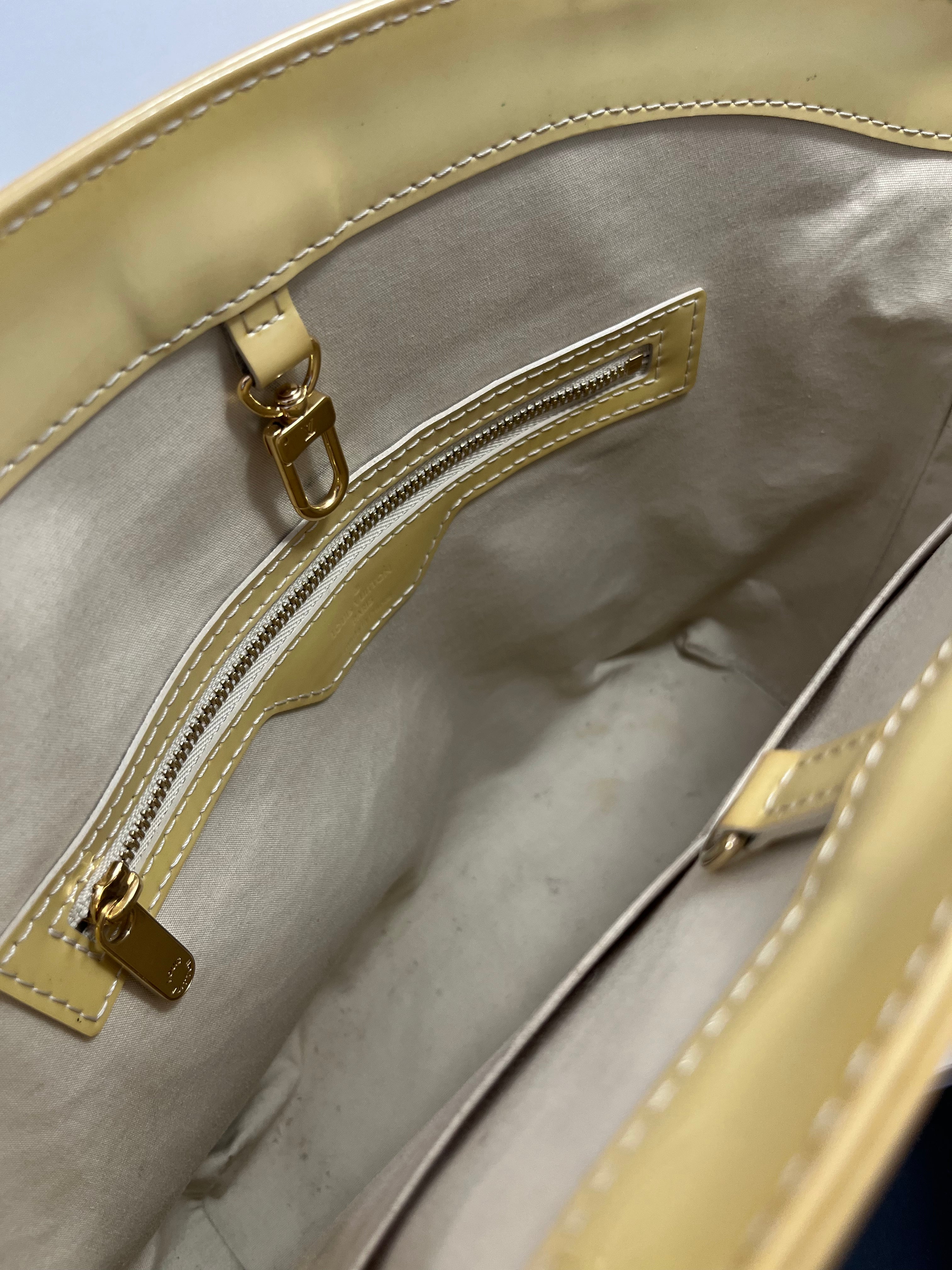 Louis Vuitton Vernis Bag