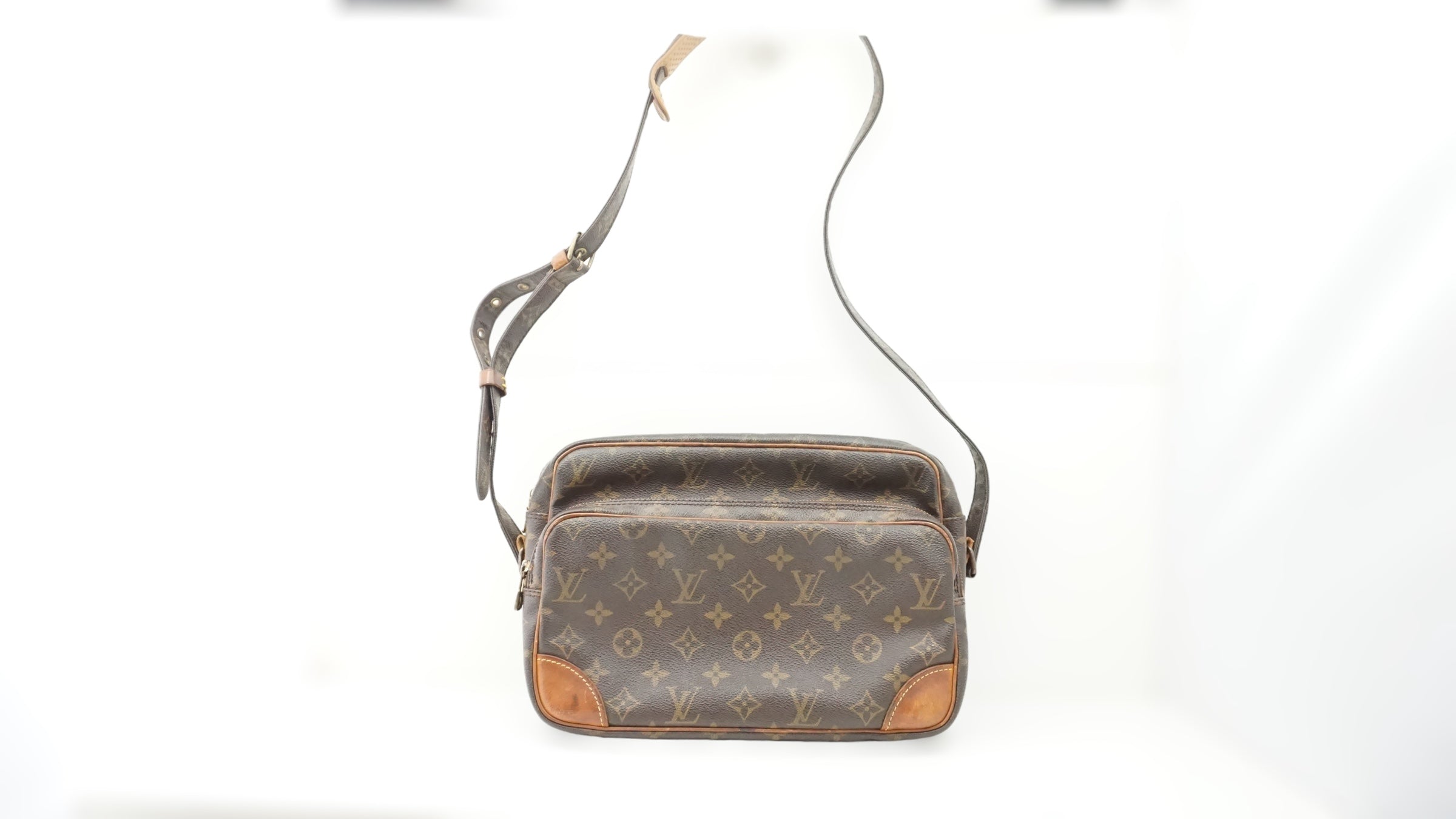 Louis Vuitton Nile PM