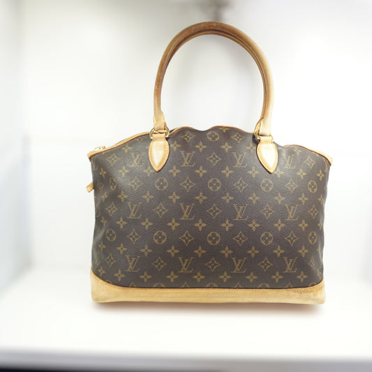 Louis Vuitton Vernis Bag – Pre-owned Perfection